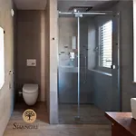 Shangri La (adults Only) Bed & Breakfast