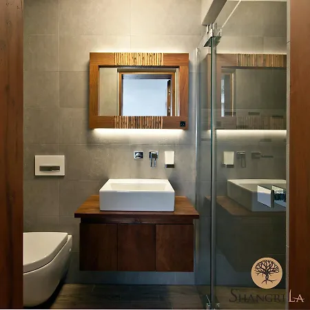 Shangri La (adults Only) Nocleg ze śniadaniem Lublana